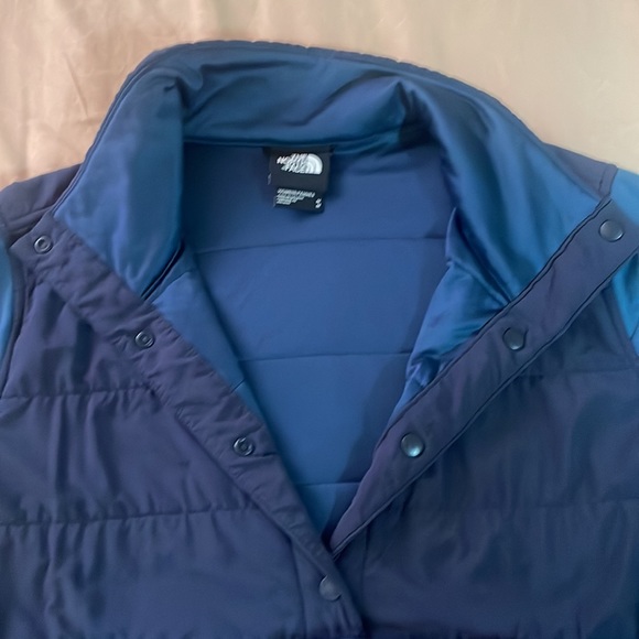 The North Face Pullover 1/4 - Picture 5 of 6